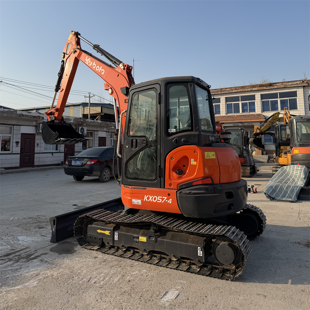 KUBOTA KX057-4