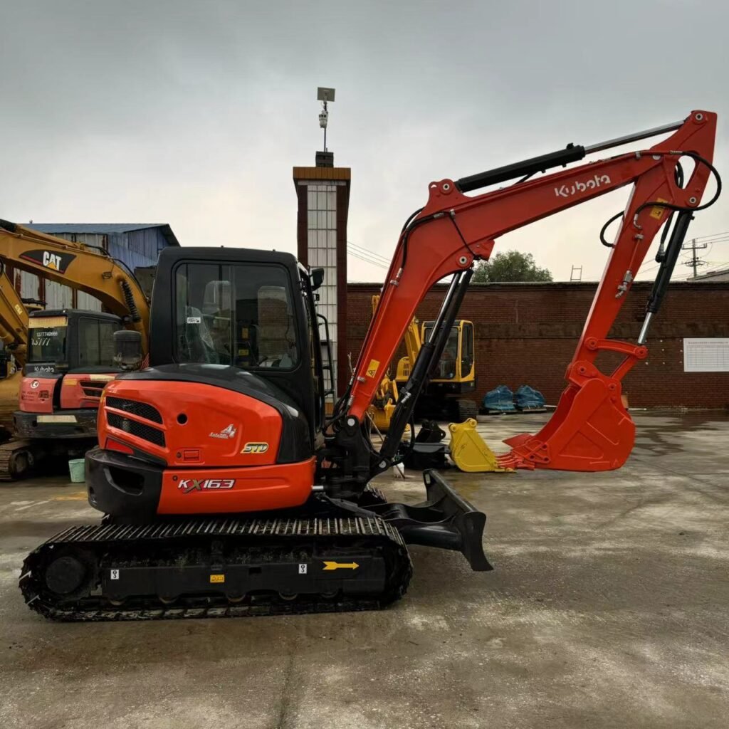KUBOTA KX163
